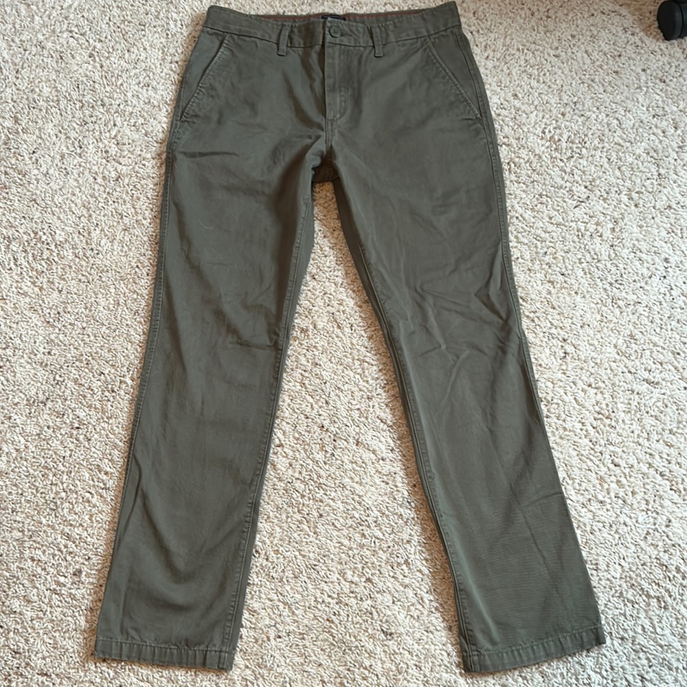 Olive Green Gap Slim Khakis | 32x32